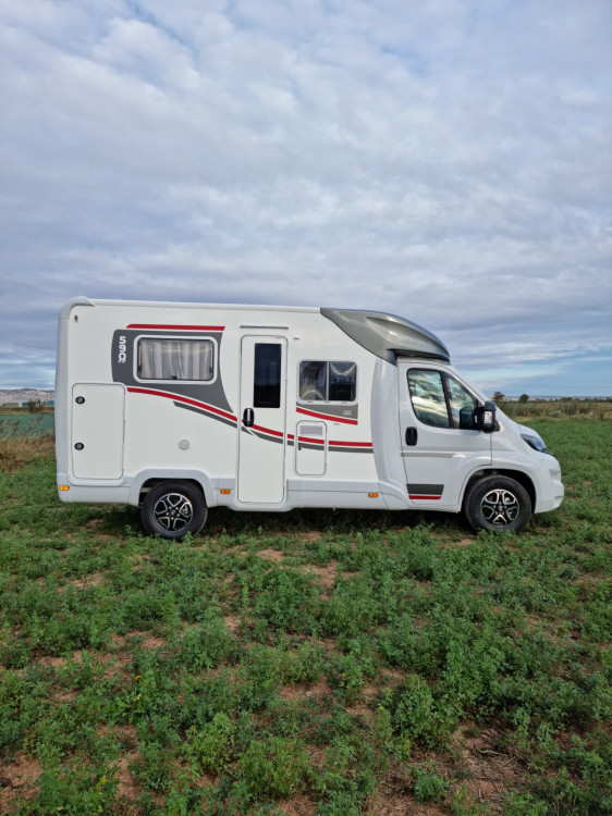 Obytné vozy ILUSION MXK 590 FF H model 2023 Premium skladem ML nový vůz